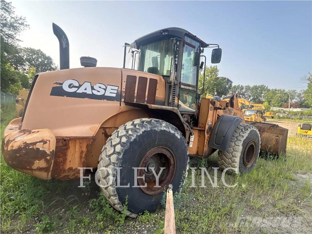 CASE 821F Hjullastare