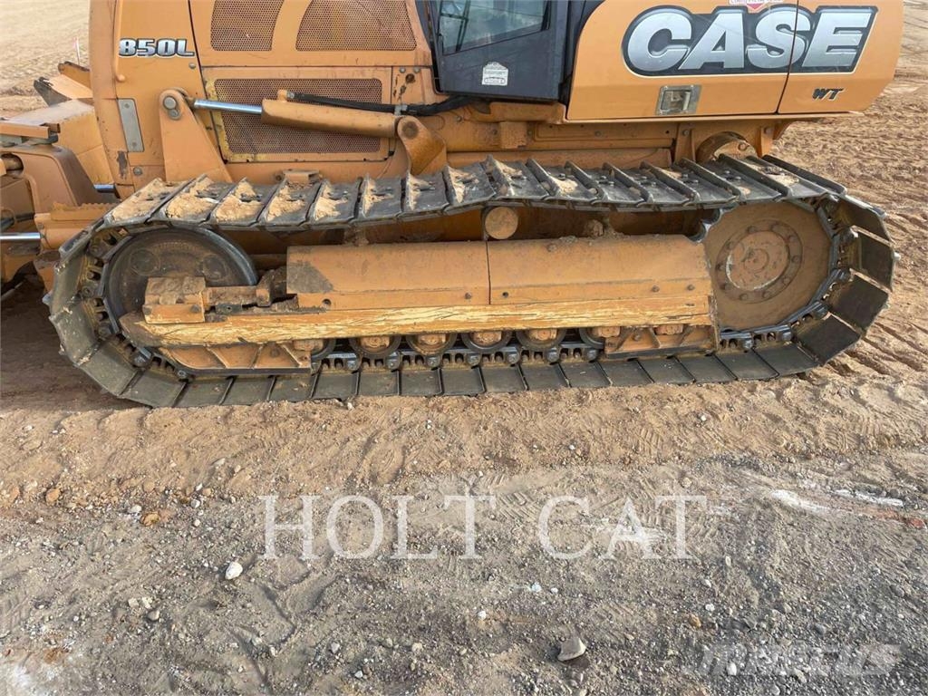 CASE 850L Telaketjupuskutraktorit