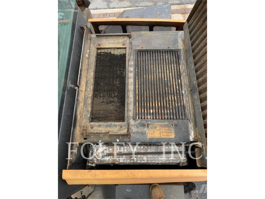 CASE 921G Колесни товарачи