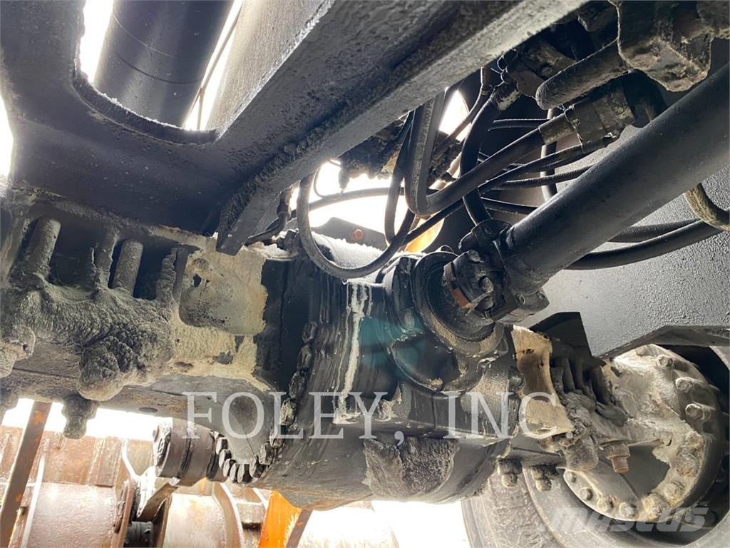 CASE 921G Колесни товарачи