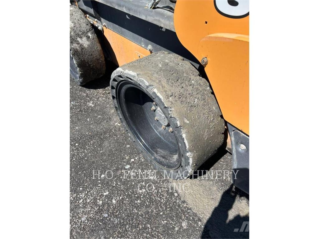 CASE SV340 Skid steer loaders