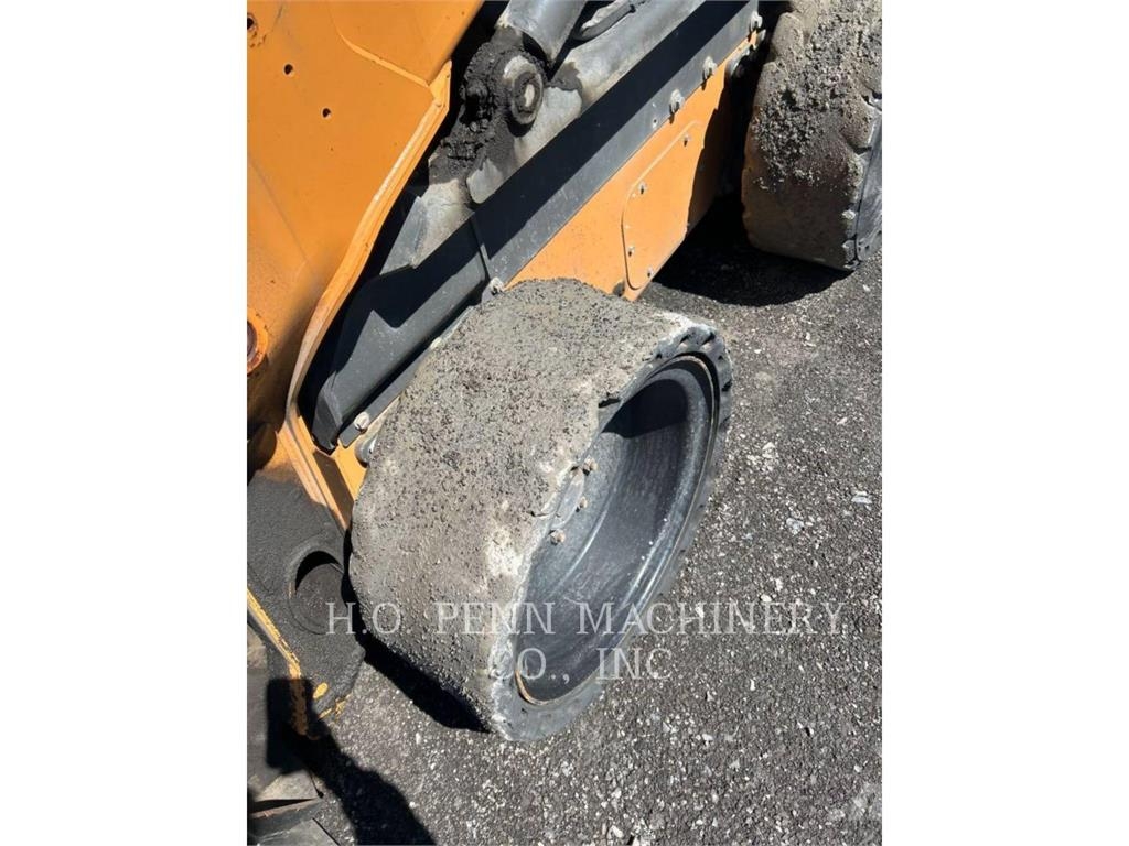 CASE SV340 Skid steer loaders