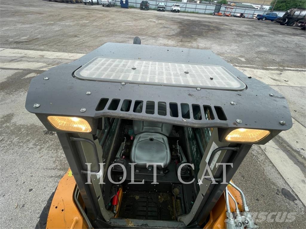 CASE SV340B Chargeuse compacte