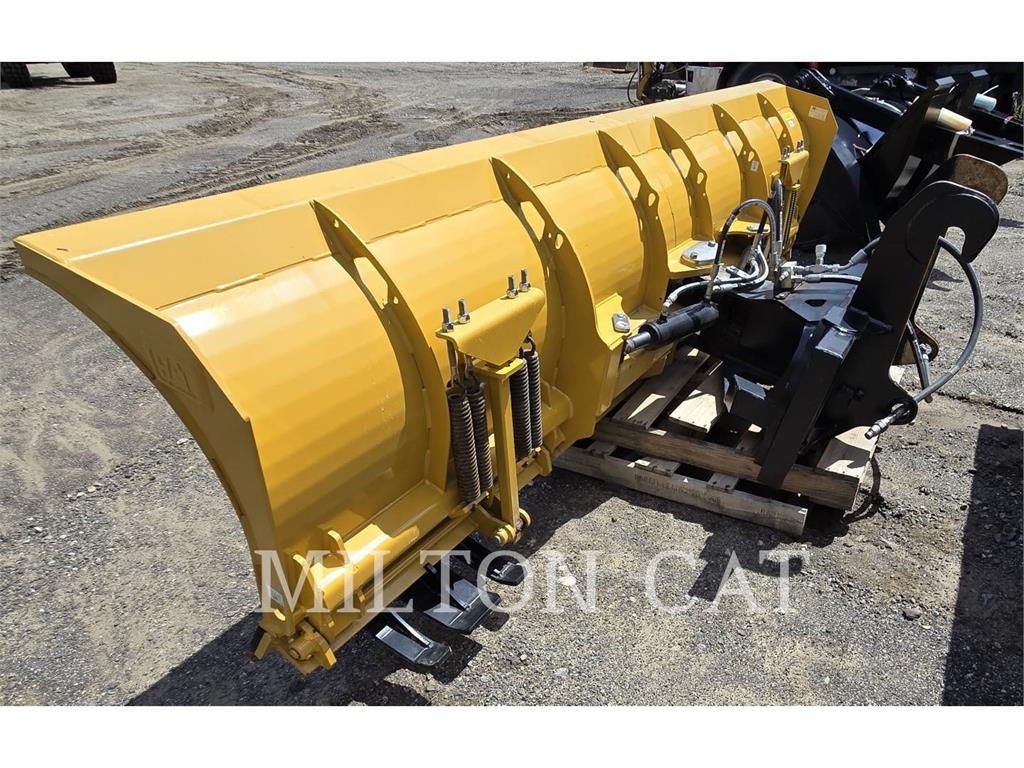 CAT 12 SNOW PLOW, IT قاذفات الجليد