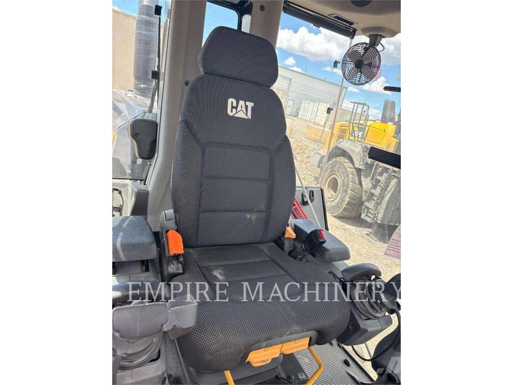 CAT 120-14 Graders