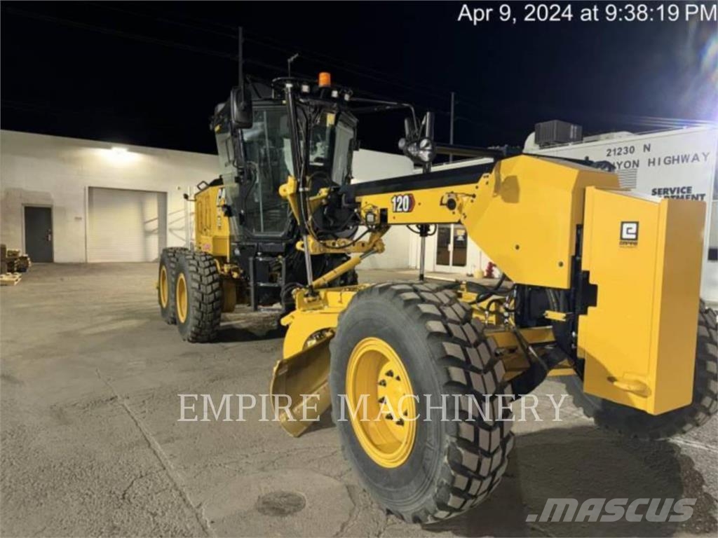 CAT 120-14 AWD Gréderek