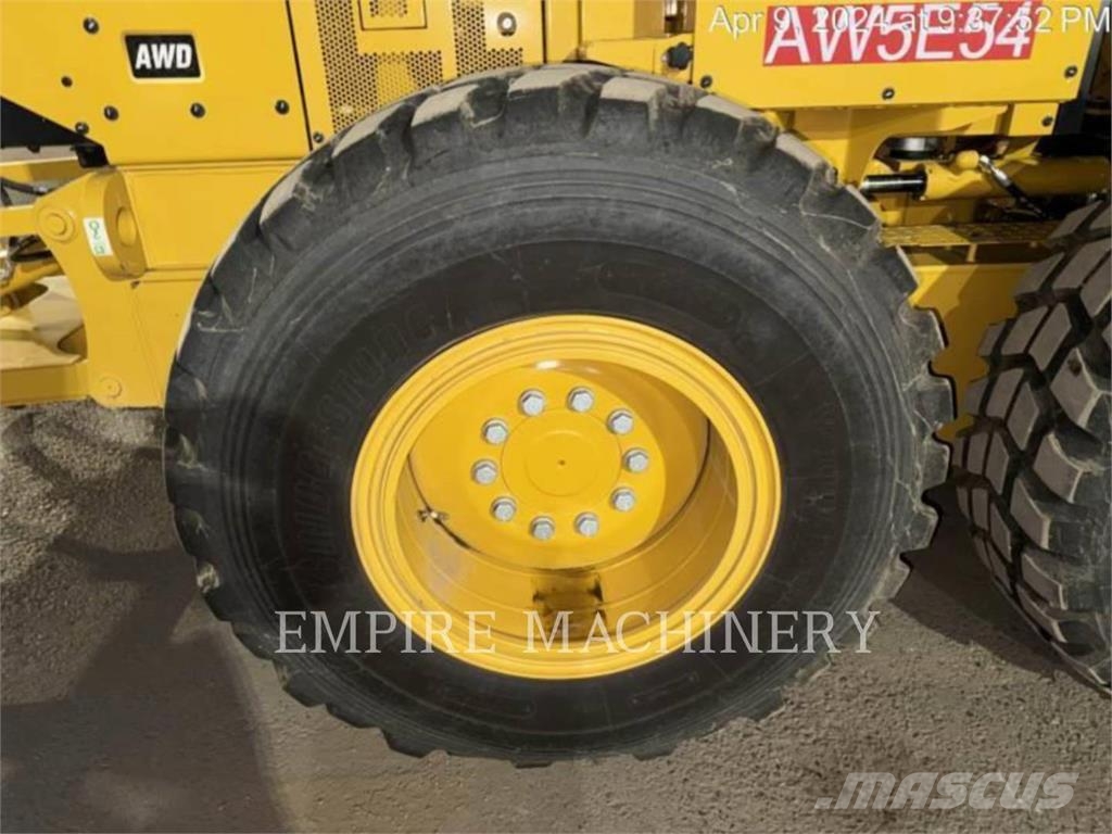 CAT 120-14 AWD Gréderek