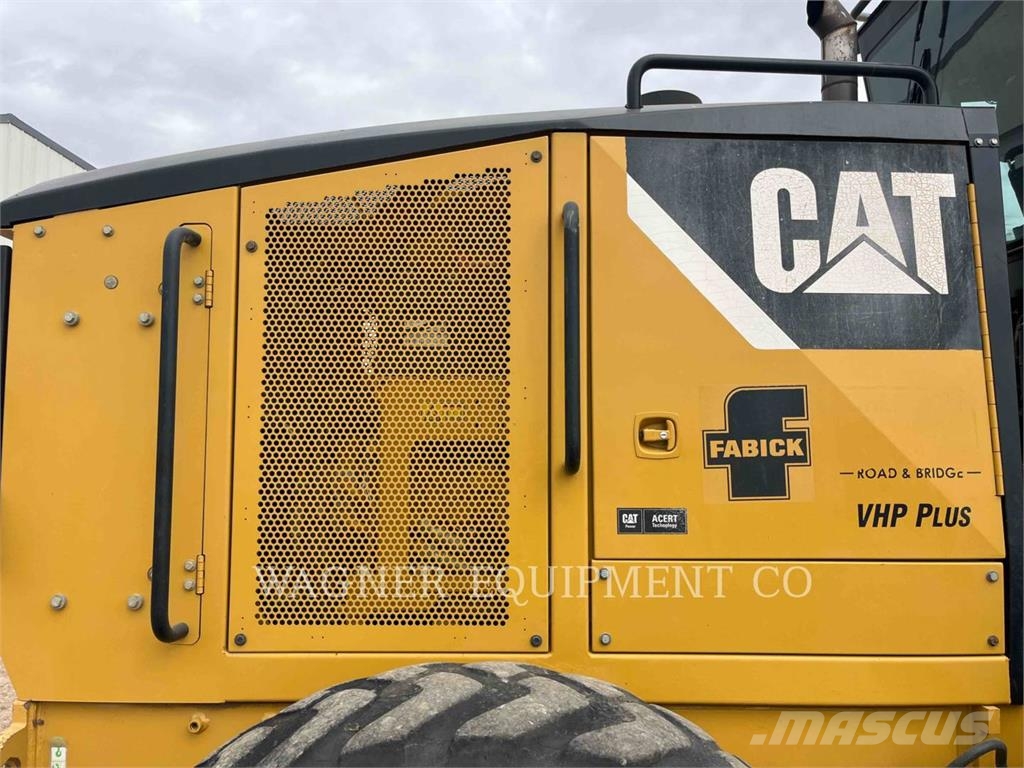 CAT 120M AWD Γκρέιντερς
