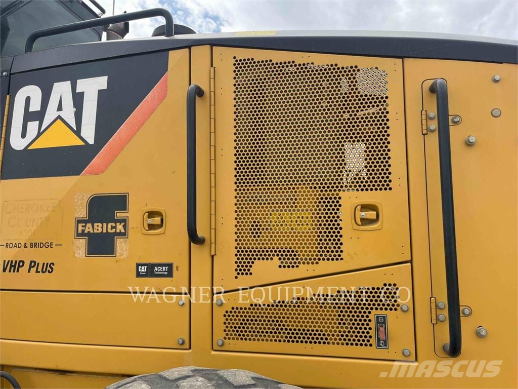 CAT 120M AWD Γκρέιντερς