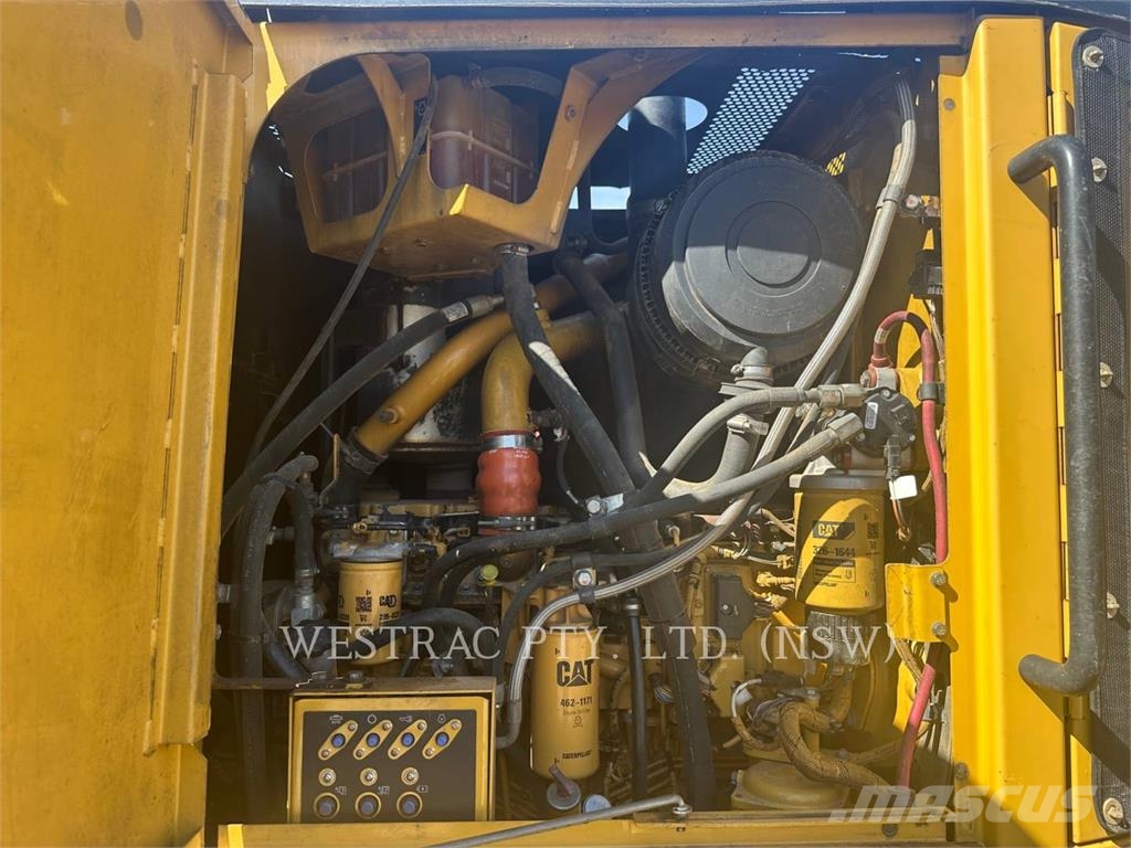 CAT 12M Greiderid