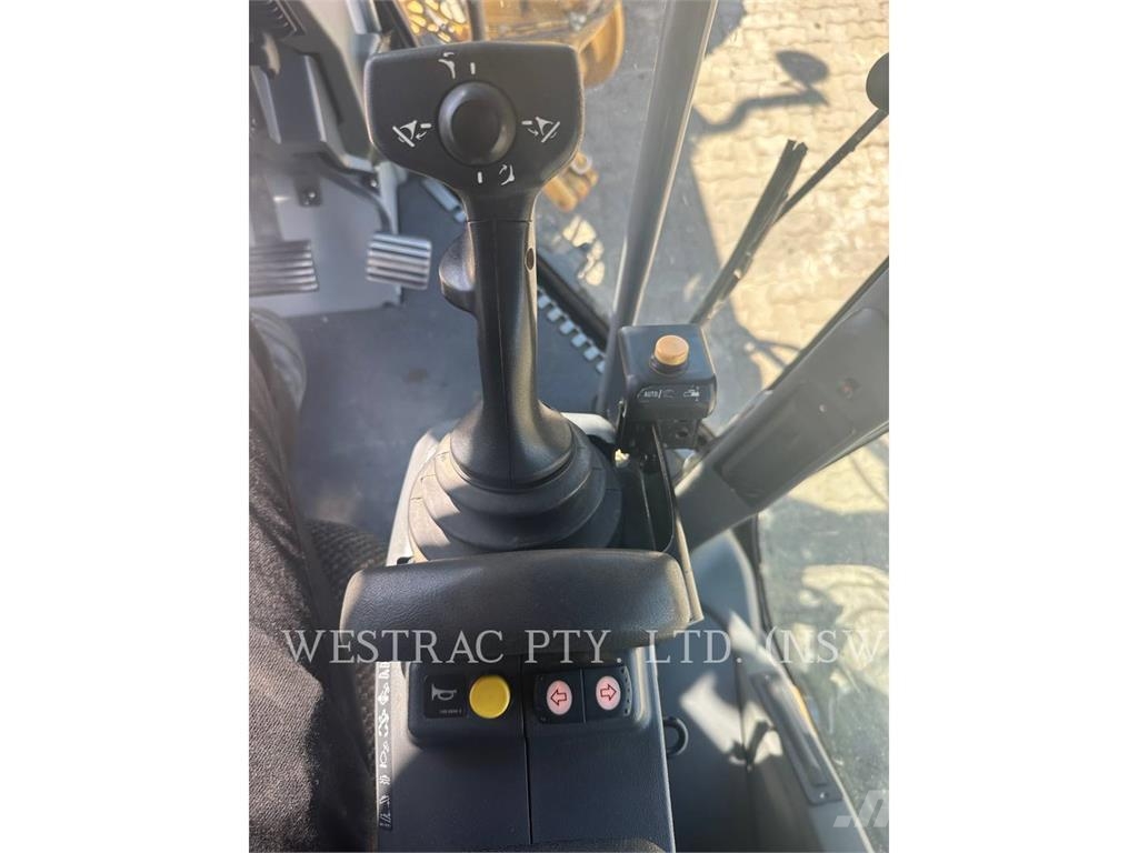 CAT 12M Greiderid