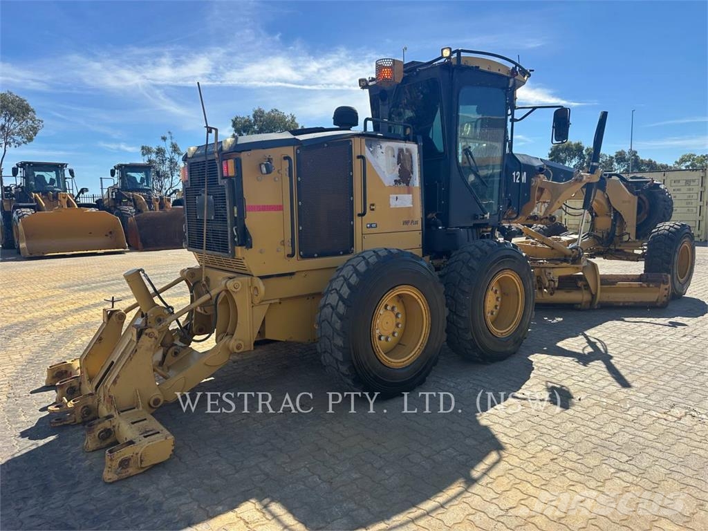 CAT 12M Greiderid