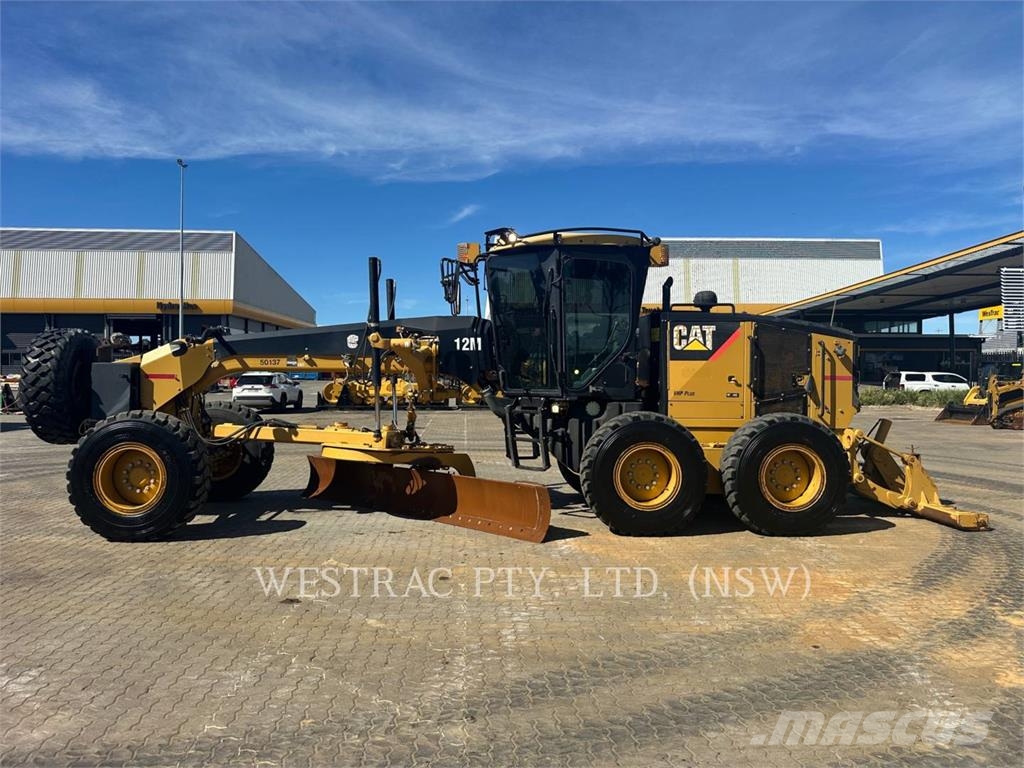 CAT 12M Greiderid