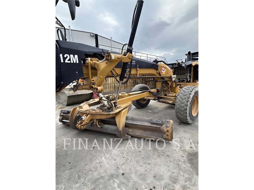CAT 12M معدات تمهيد الطرق