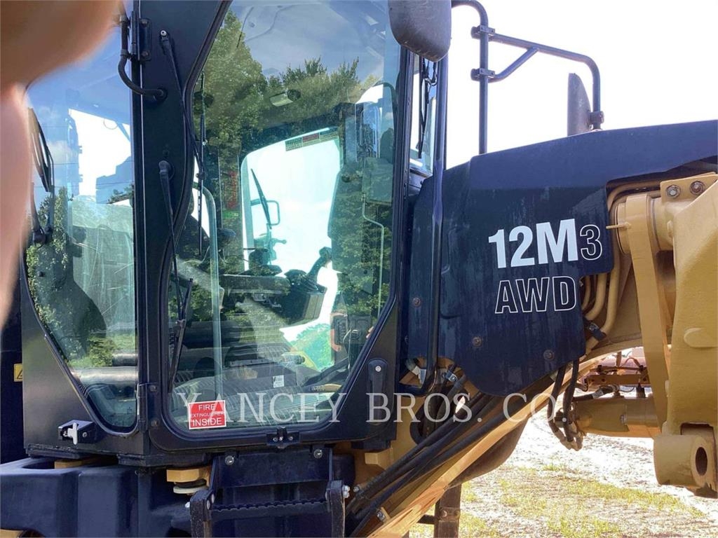 CAT 12M JOY Grader
