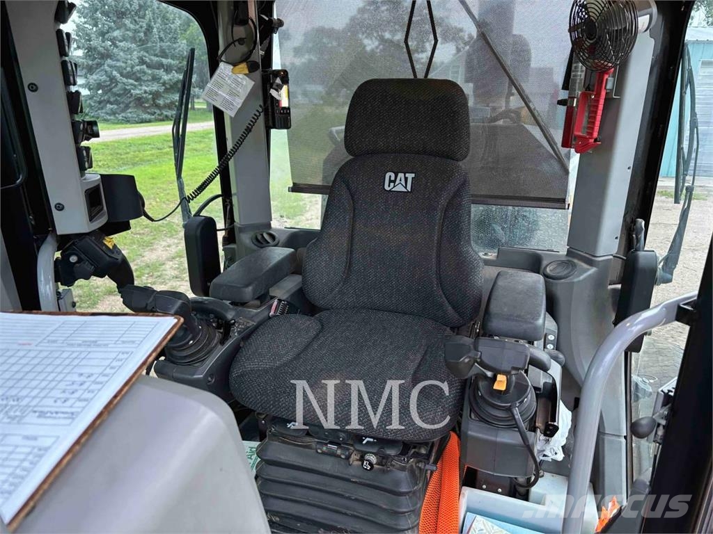 CAT 12M3 Greiderid