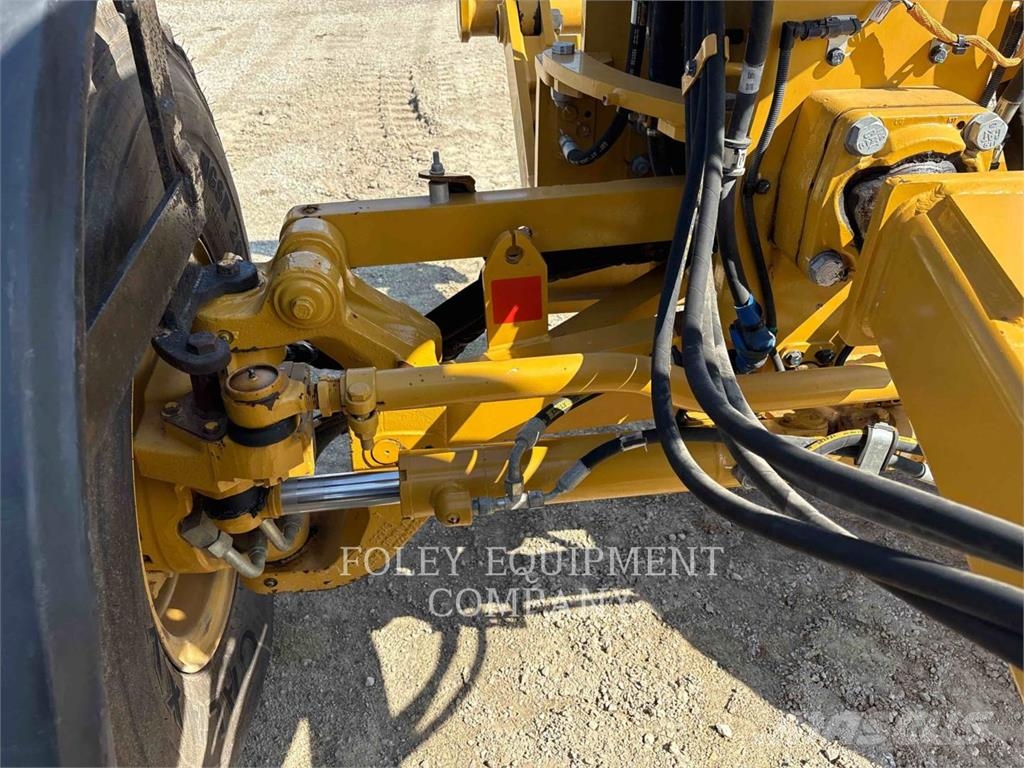CAT 12M3AWD Grader