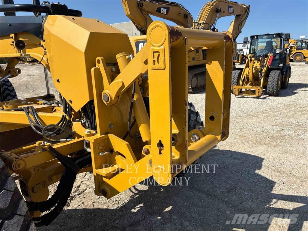 CAT 12M3AWD Grader