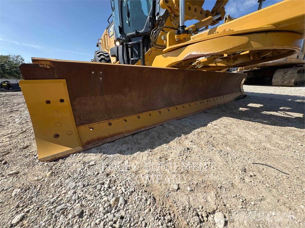 CAT 12M3AWD Grader