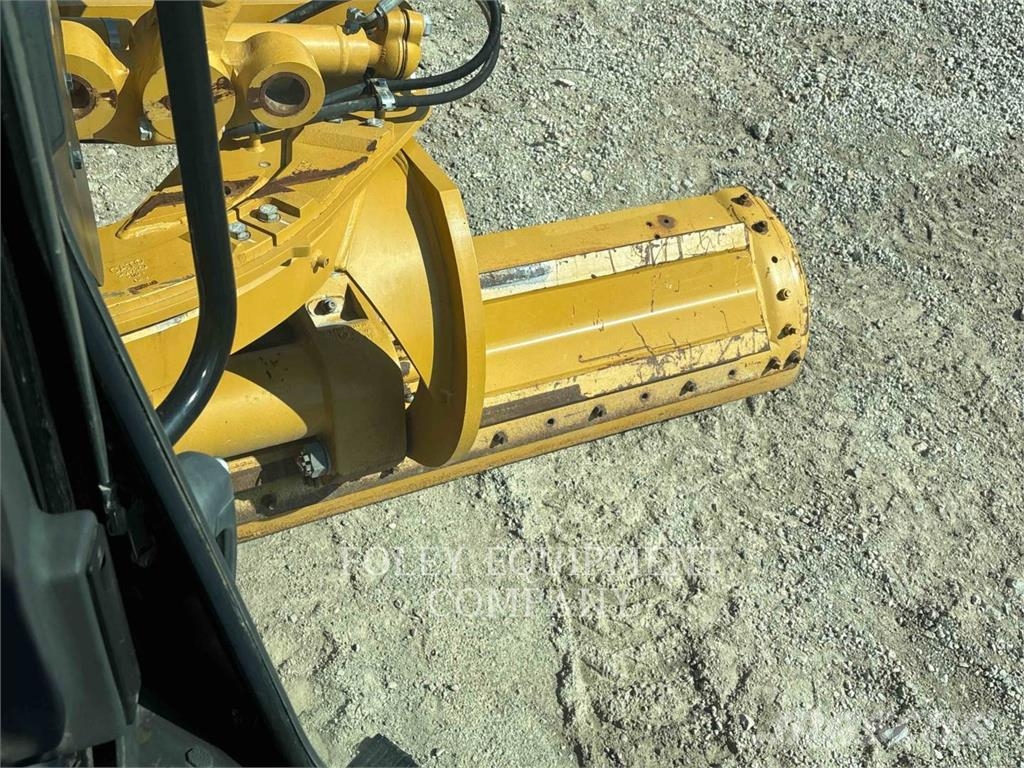 CAT 12M3AWD Grader