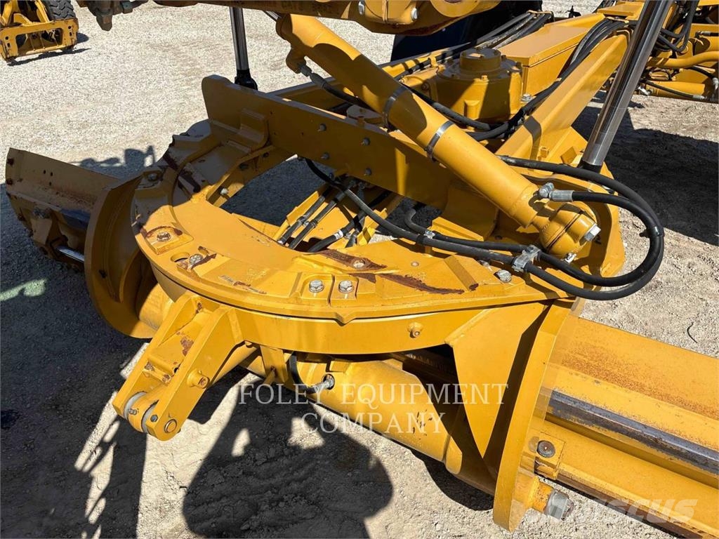 CAT 12M3AWD Grader