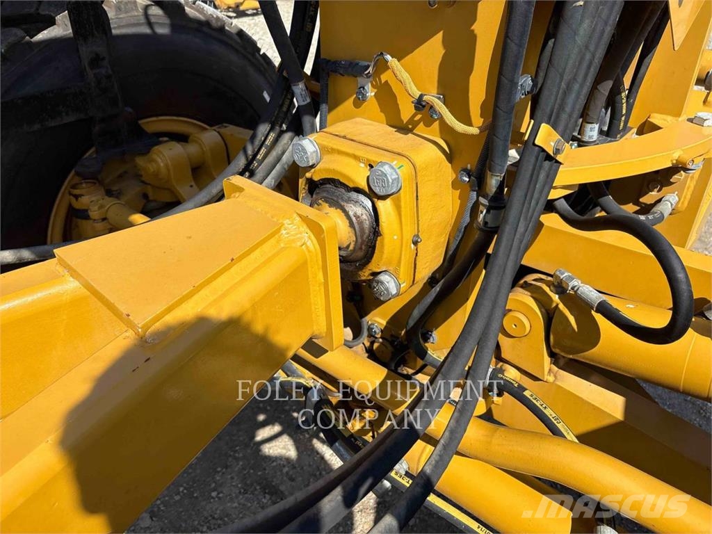 CAT 12M3AWD Grader