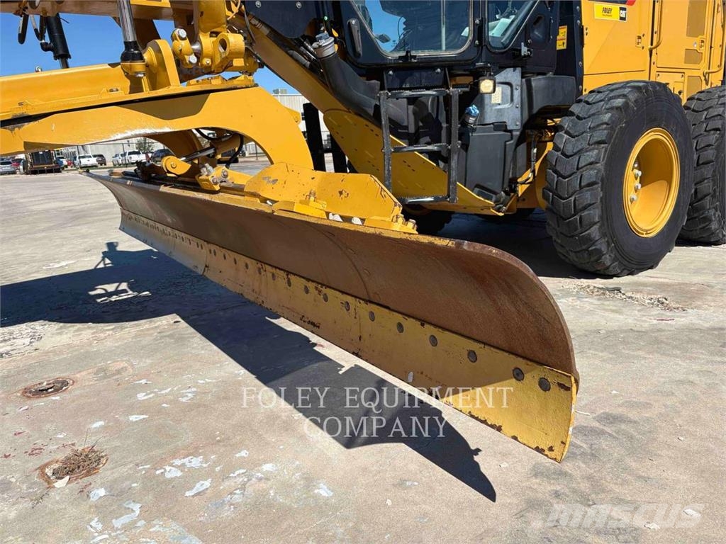 CAT 12M3AWD Grederji