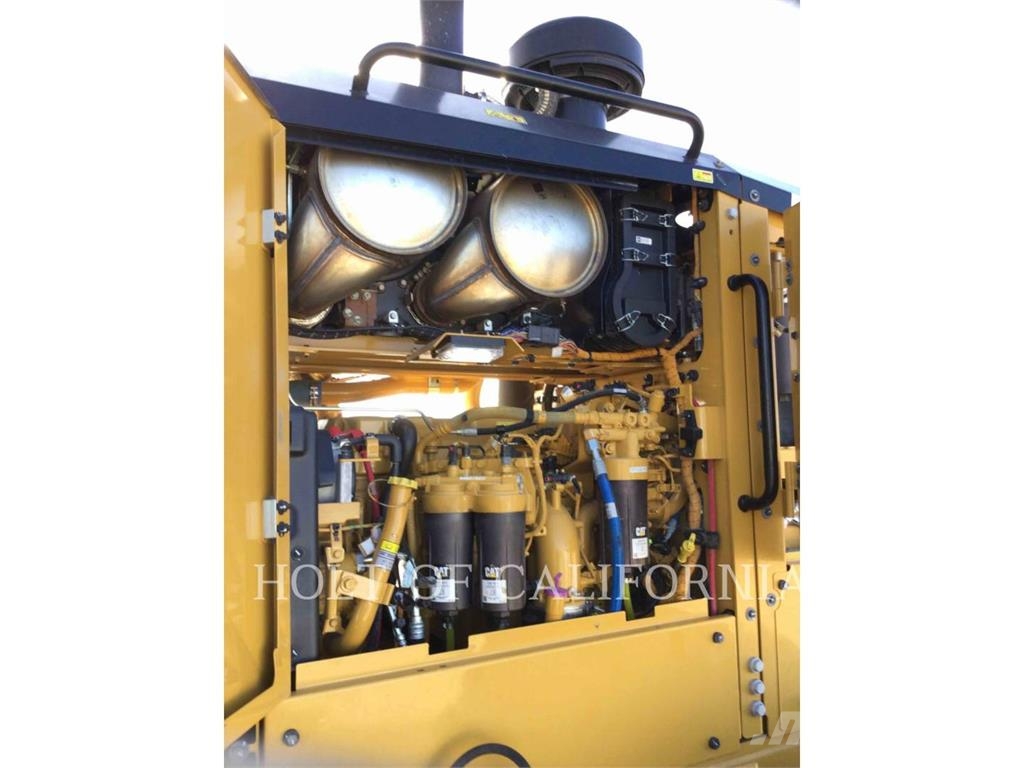 CAT 14 3W معدات تمهيد الطرق