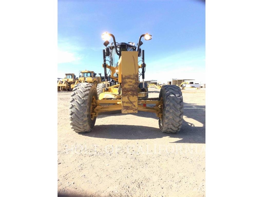 CAT 14 3W معدات تمهيد الطرق