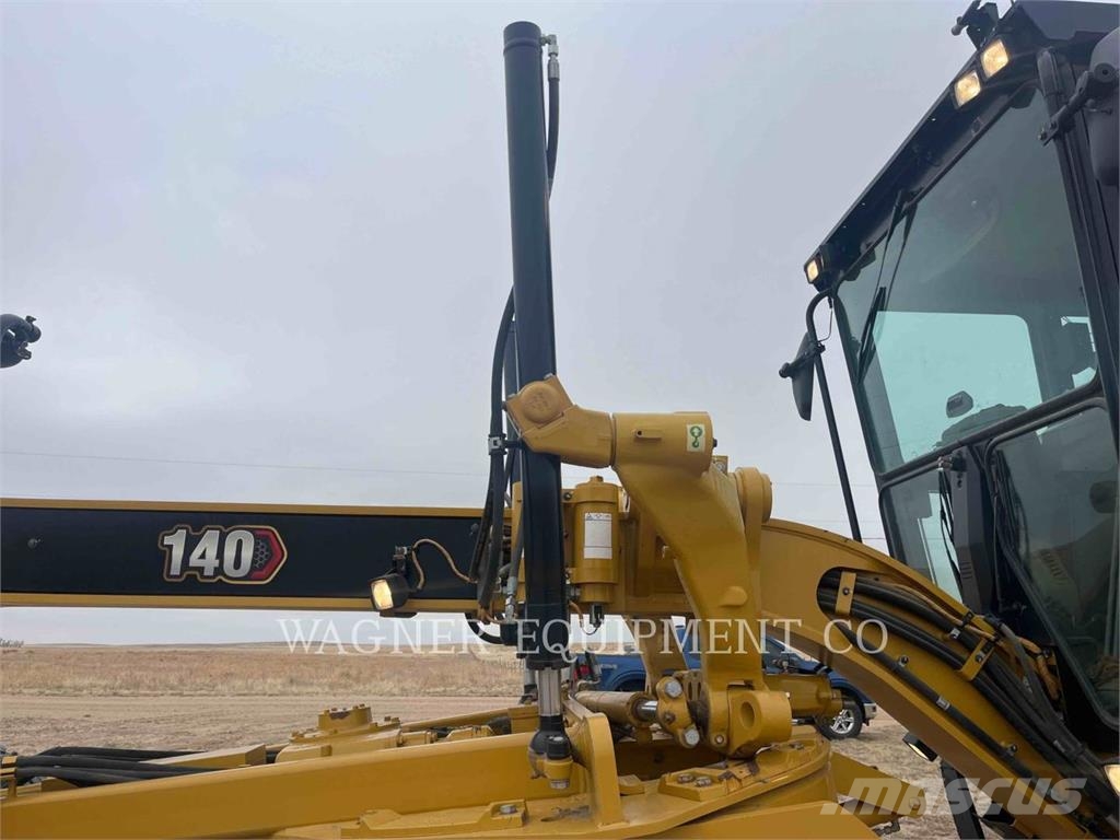 CAT 140 Gréderek