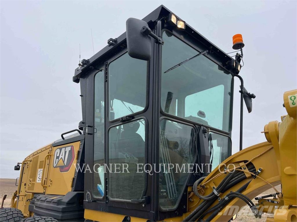 CAT 140 Gréderek