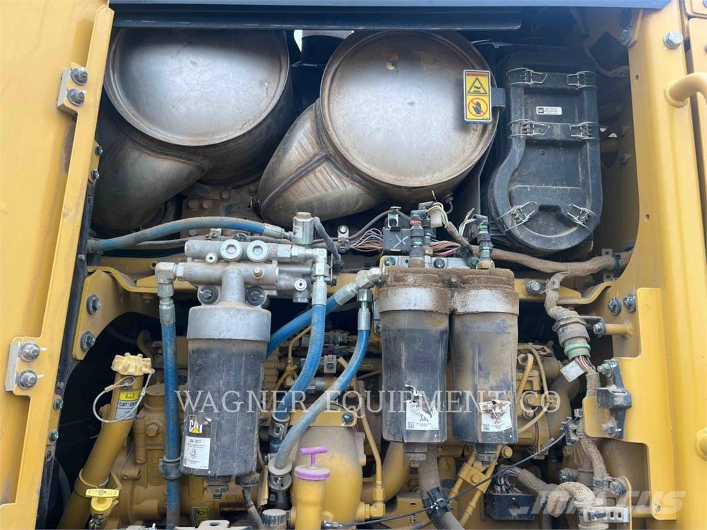 CAT 140 Gréderek