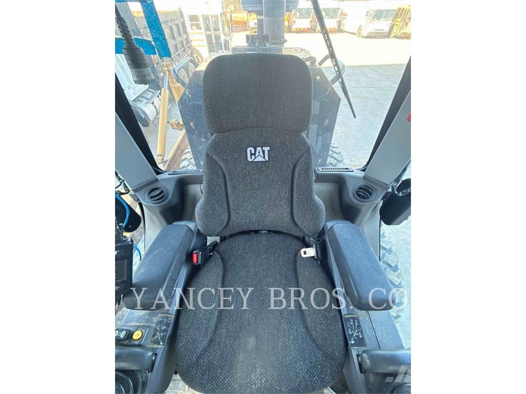 CAT 140 Vejhøvle / Gradere