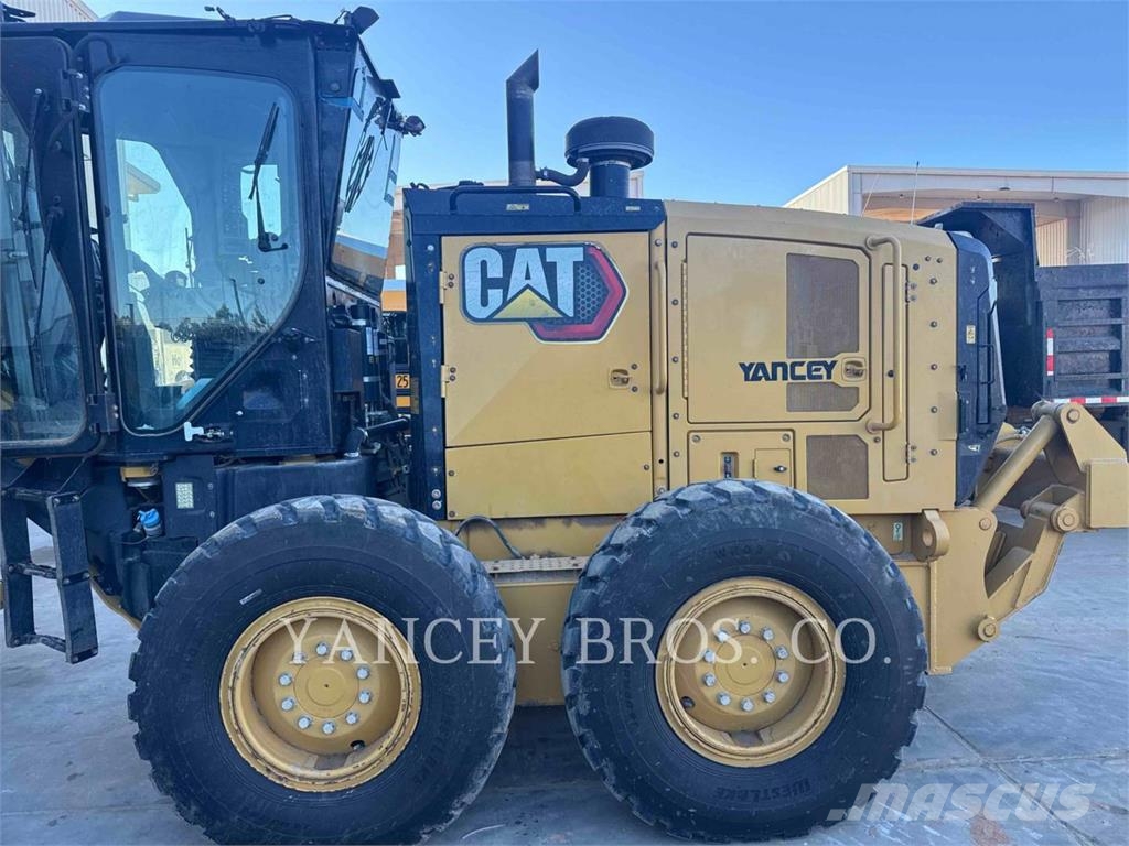 CAT 140 Vejhøvle / Gradere