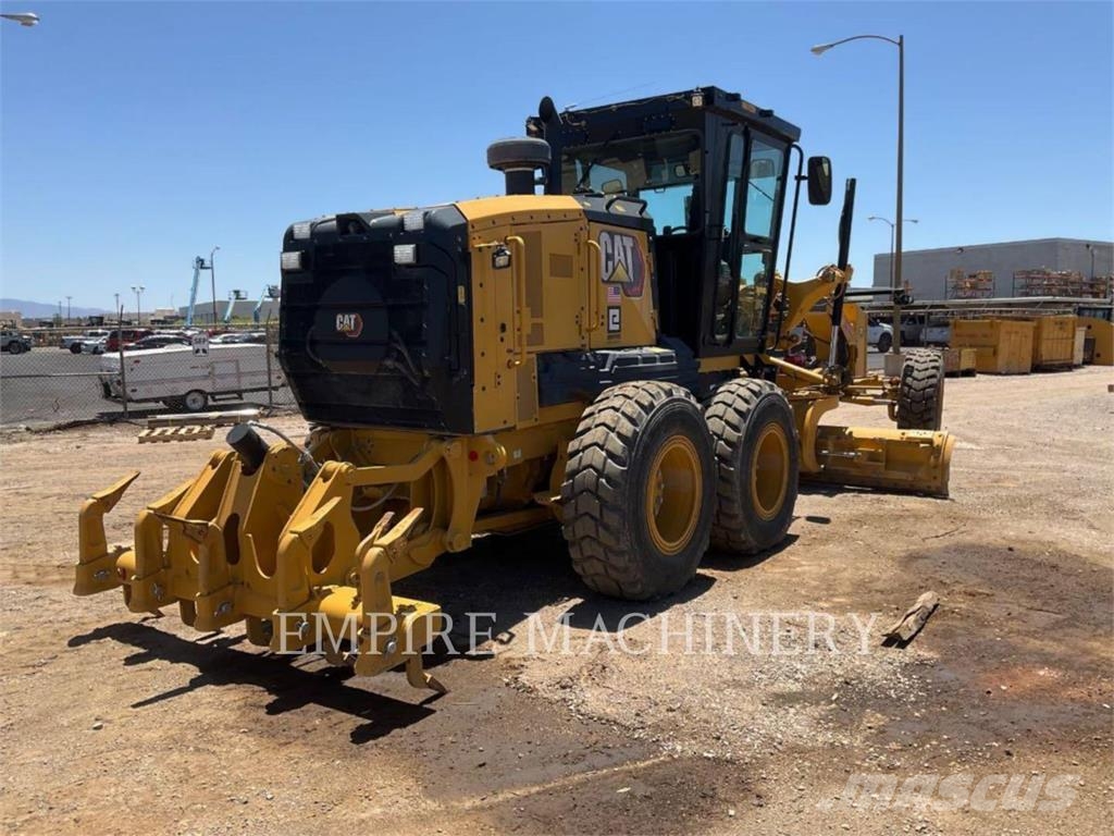 CAT 140-13 Graders