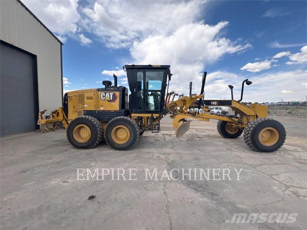 CAT 140-13 Graders