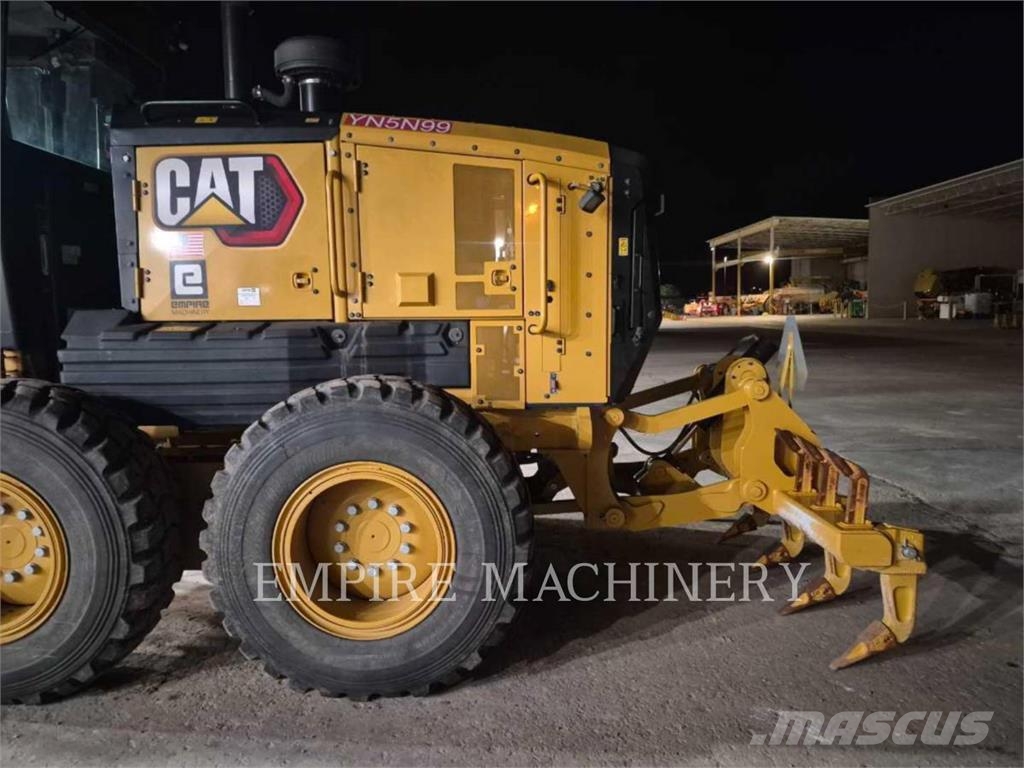 CAT 140-13 Graders