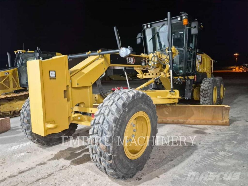 CAT 140-13 Graders