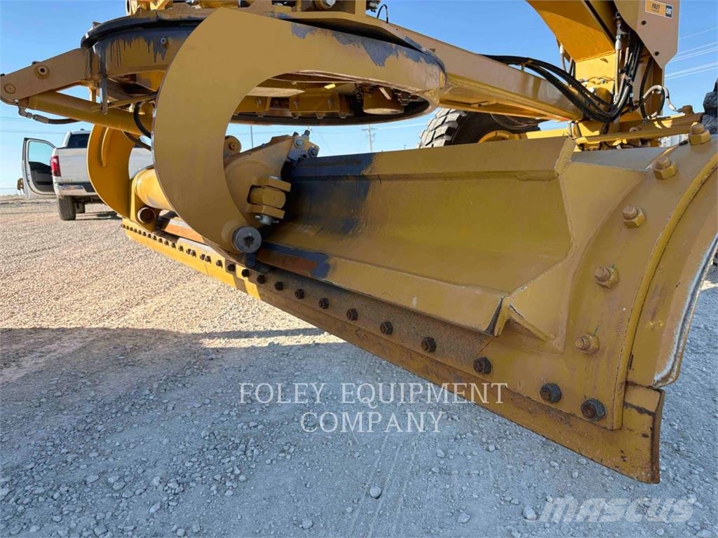 CAT 140-15J Graders