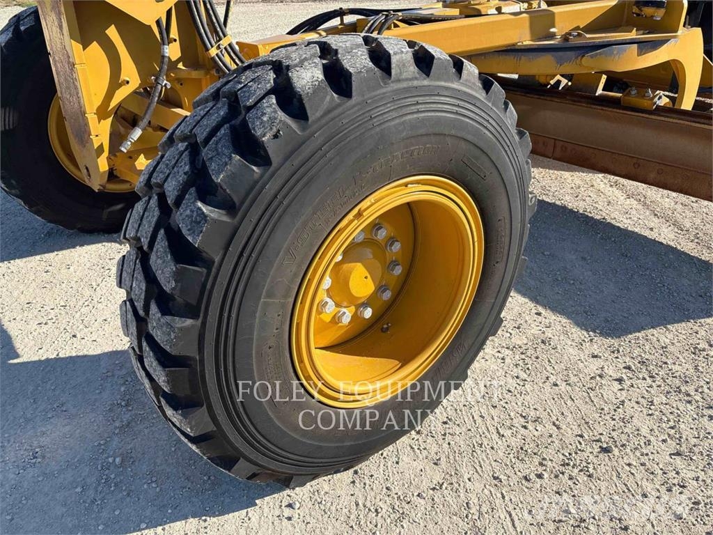 CAT 140-15J Graders