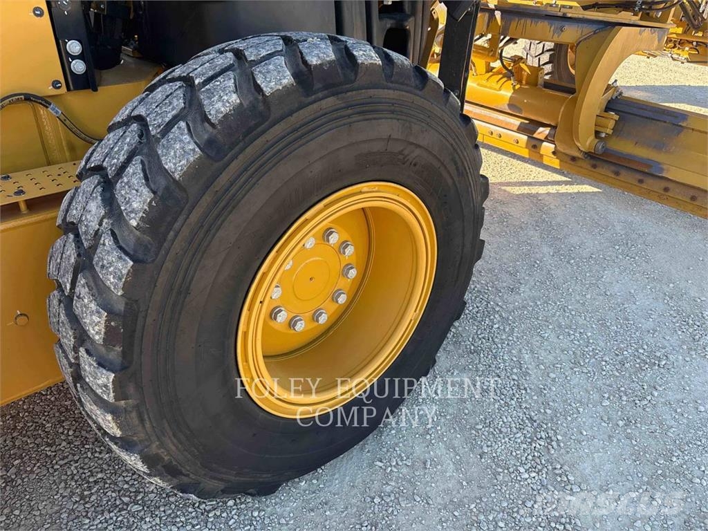 CAT 140-15J Graders