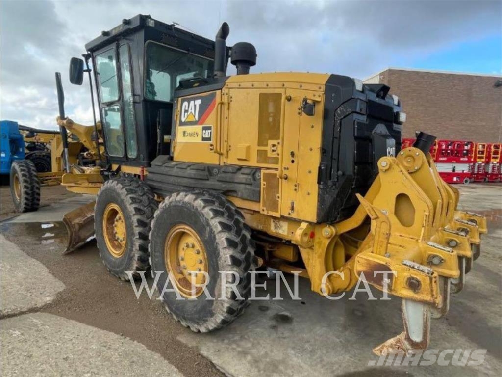 CAT 140 SW معدات تمهيد الطرق