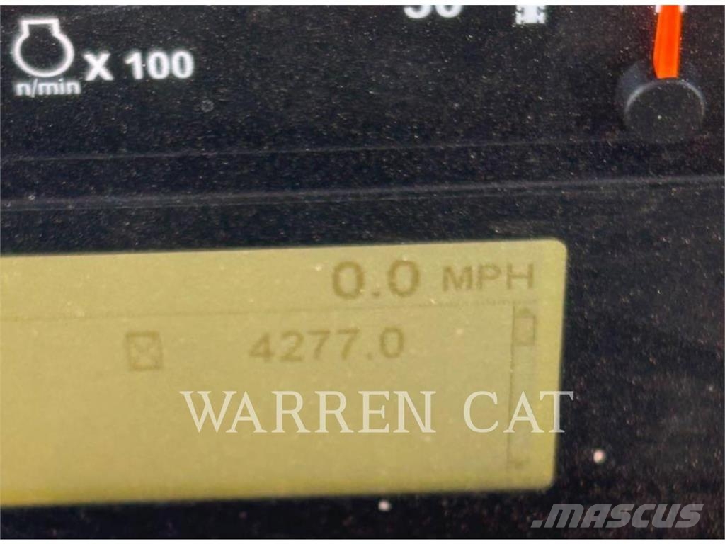 CAT 140 SW معدات تمهيد الطرق