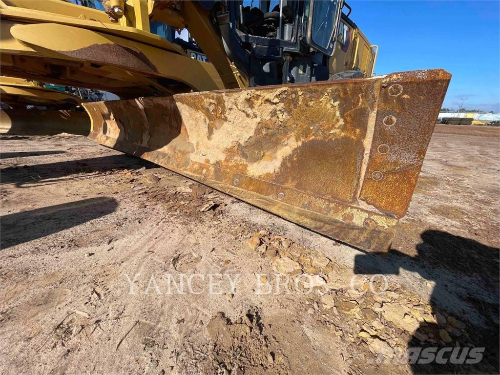 CAT 14015 Grejderi