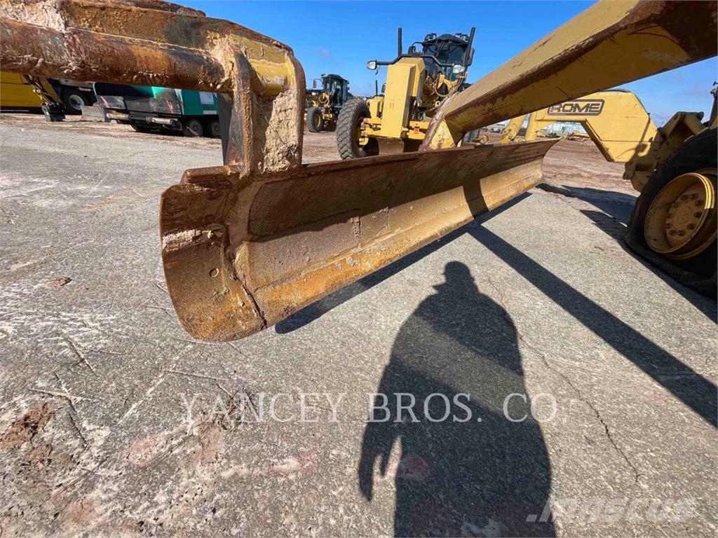 CAT 14015 Grejderi