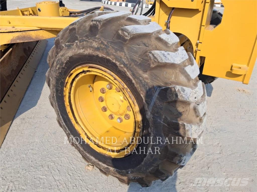 CAT 140GC Równiarki