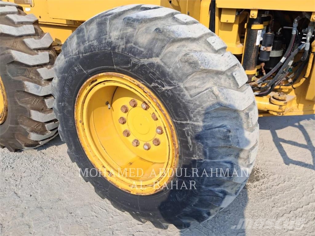 CAT 140GC Równiarki