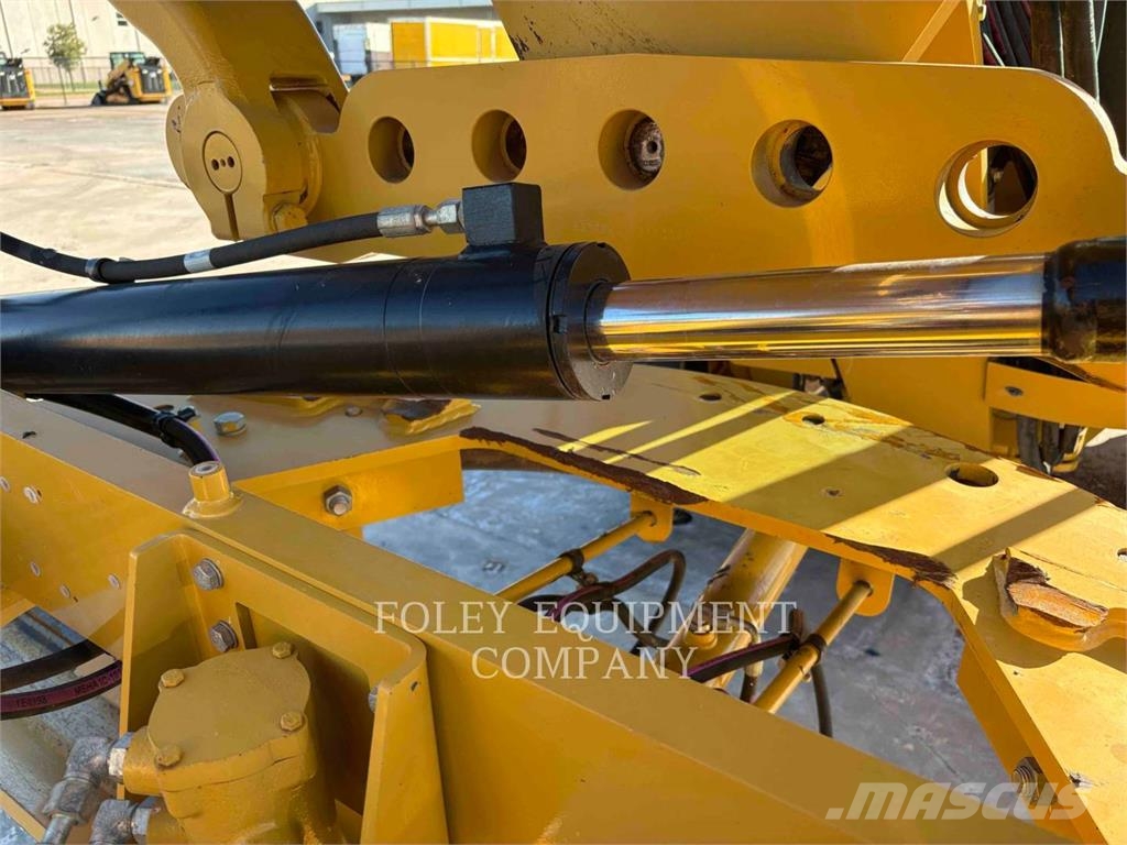 CAT 140GC-01AW Niveleuse