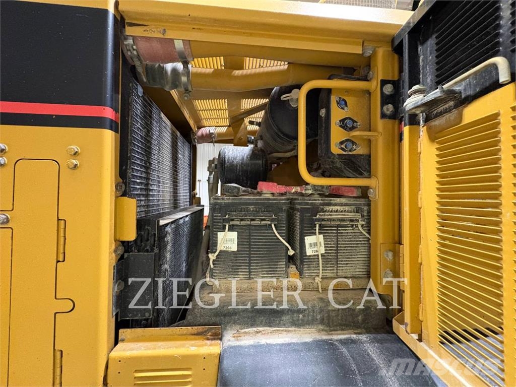 CAT 140H Grederji