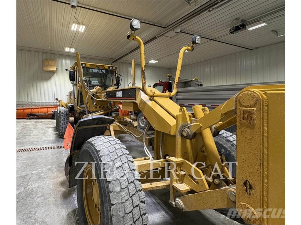 CAT 140H Grederji